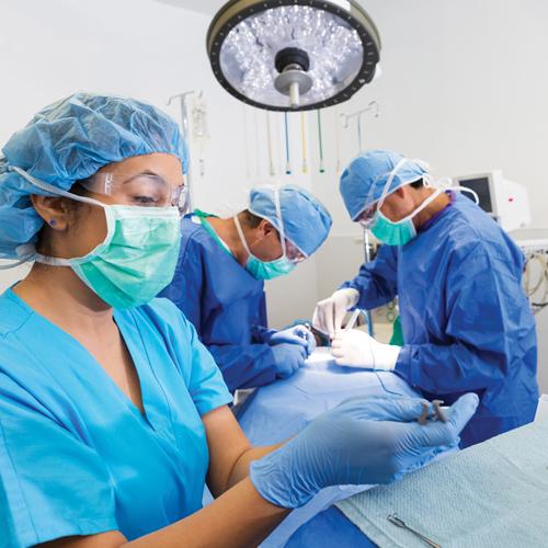 医疗保健 Professionals during surgery